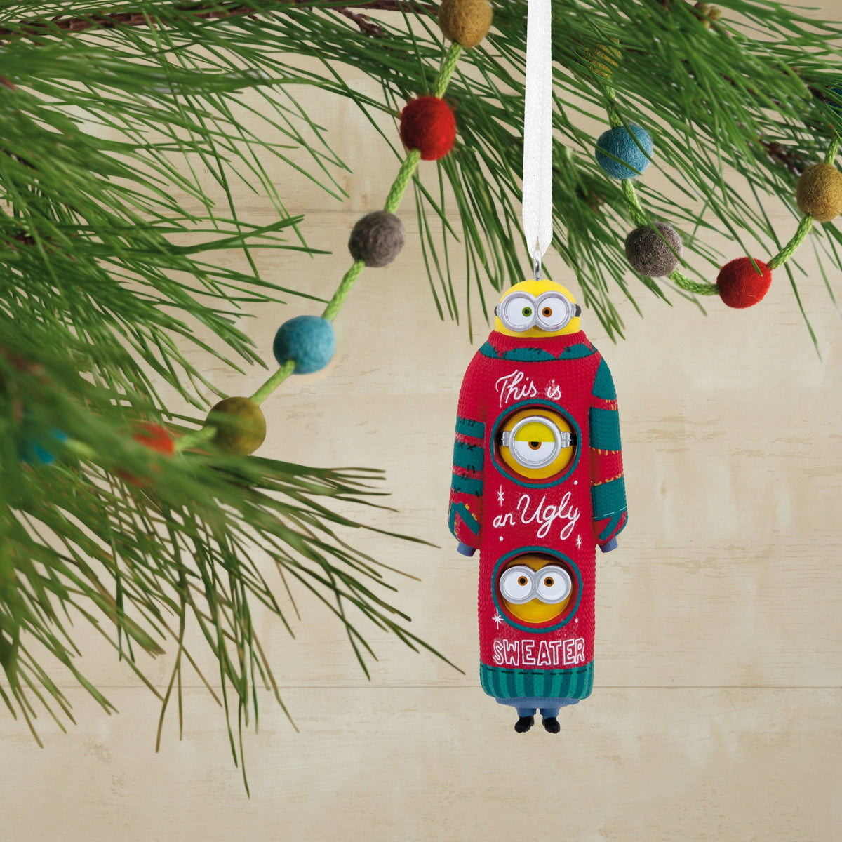 Minions Christmas - Kevin Stuart Bob In Xmas Jumper Ornament