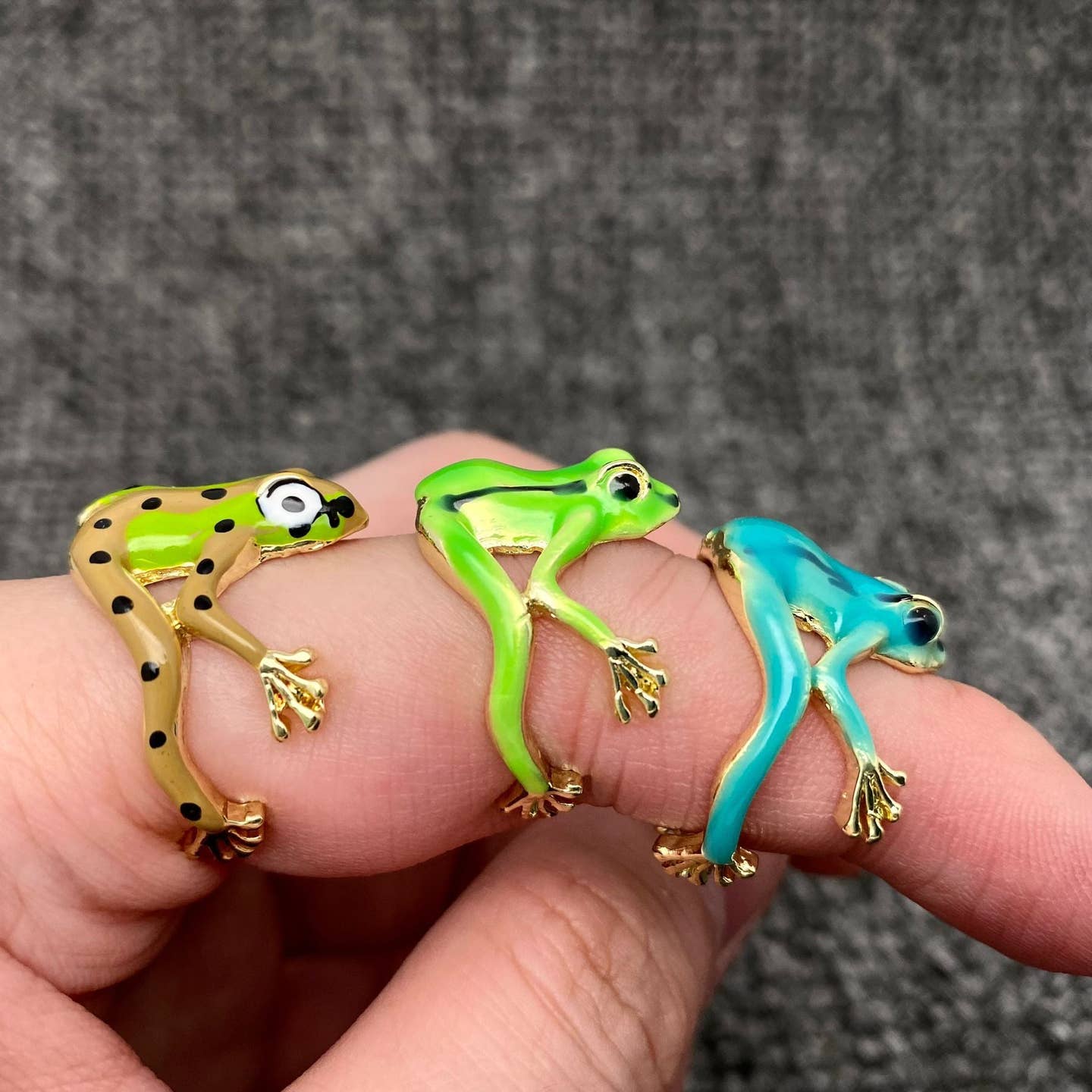 Funny Enamel Tree Frog Ring Size 7