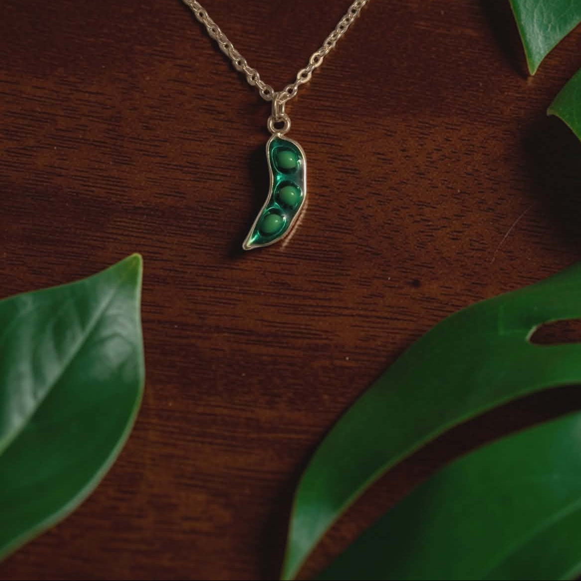 Peas in a pod Necklace