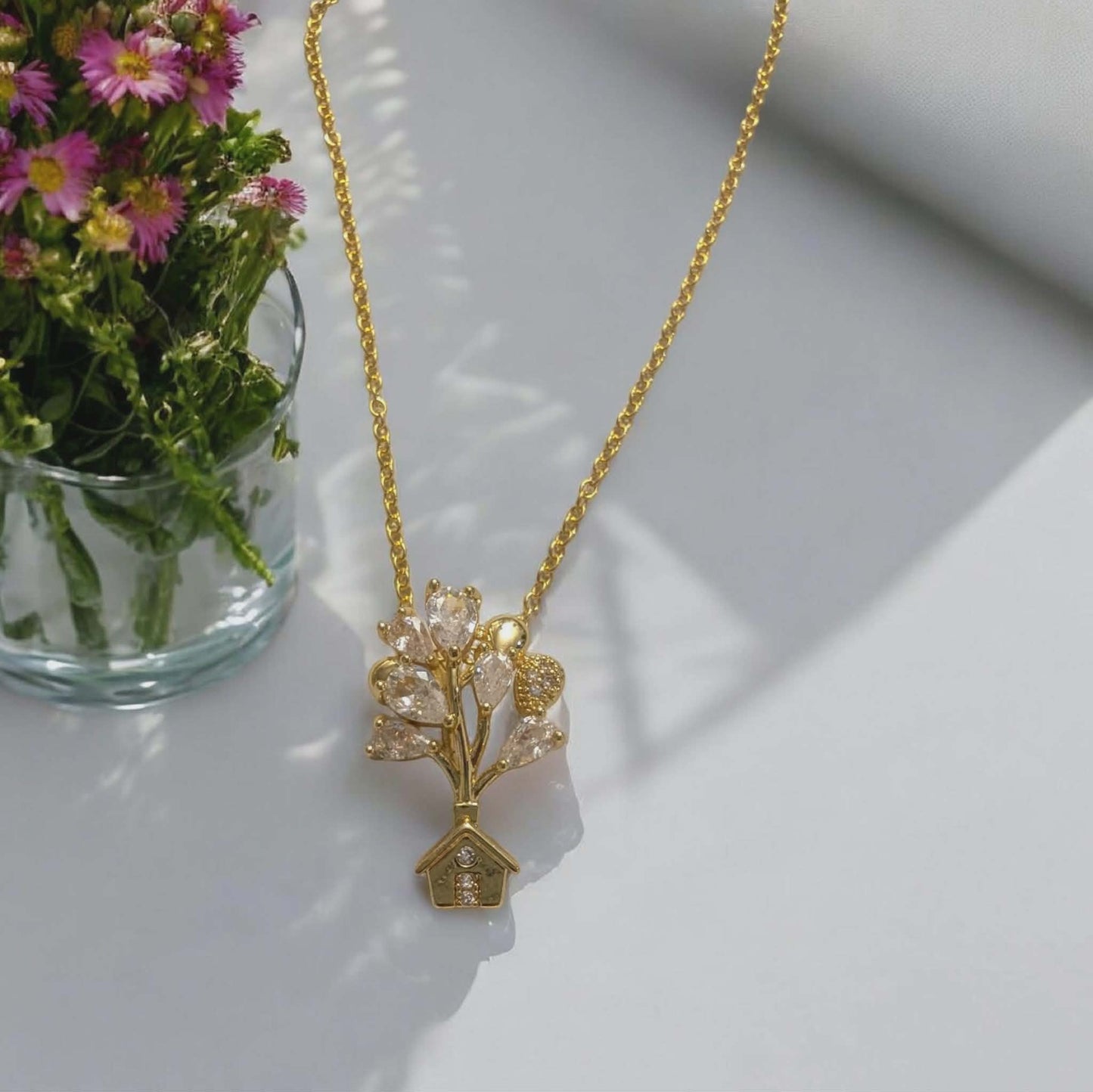 Balloon House Necklace