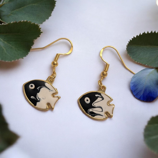 Flat fish earrings